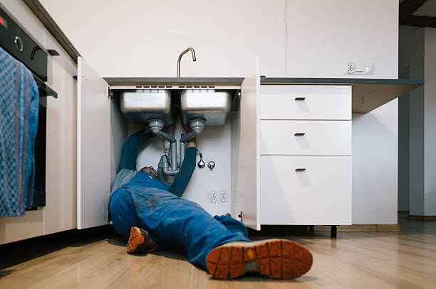 Professional Plumbing technician working in Parrott, VA